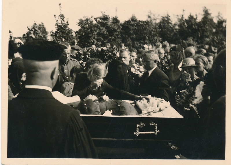 Major Aaroni matused