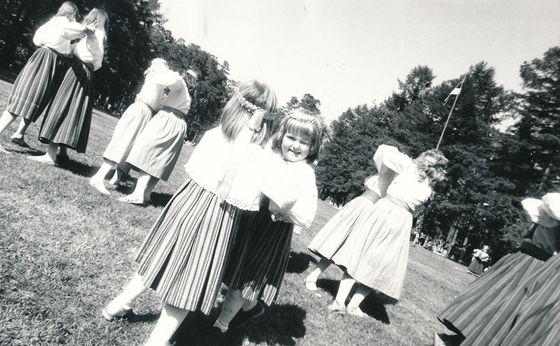 Rahvakunstipidu Kirde killad Toilas 1990