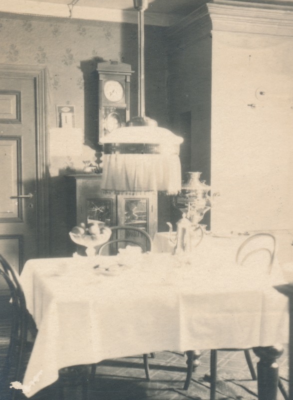 Rakvere, Tõusu 2 Adoffi maja