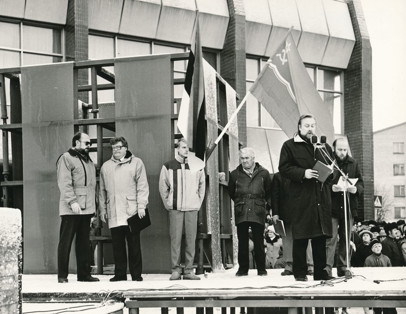 Rakvere, rahvakogunemine Turu platsil