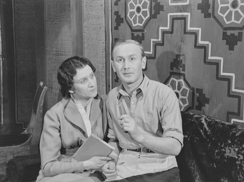 Karel Čapek Ema. Rakvere Teatri etendus