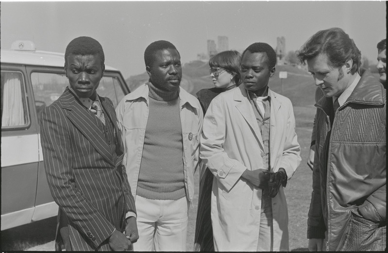 Kongo Rahvavabariigi noorteorganisatsiooni juhtivate töötajate grupp külas Rakvere rajoonis