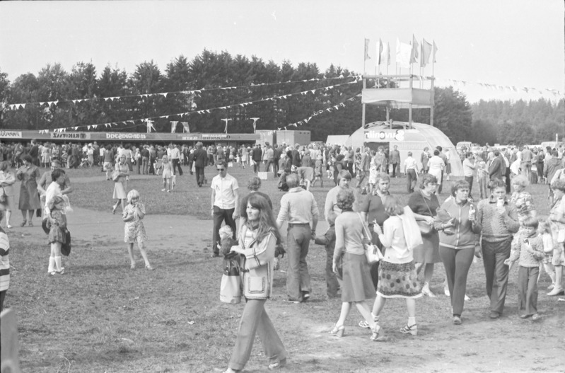 ETKVL Rakvere Kooperatiivi laat Tõrma näituseväljakul