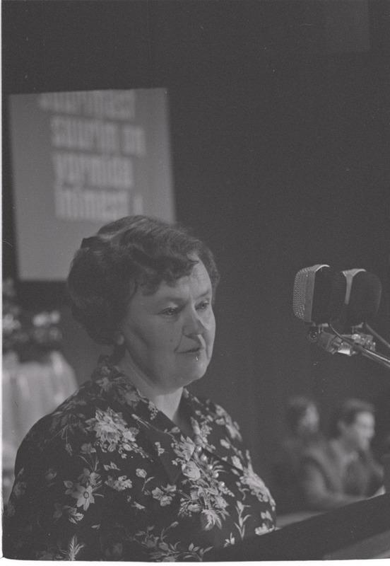 Rakvere rajooni õpetajate augustinõupidamise plenaaristung Rakvere Teatris