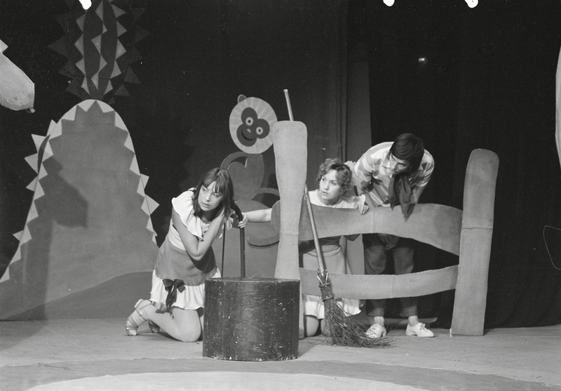 Rakvere Teatri lavastus "Nutikas eesel"