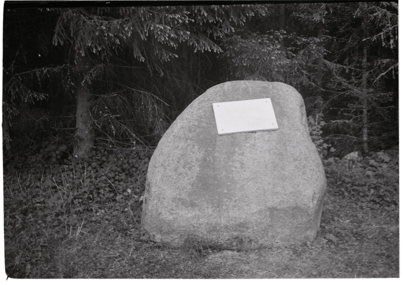 Mälestuskivi Pudiveres