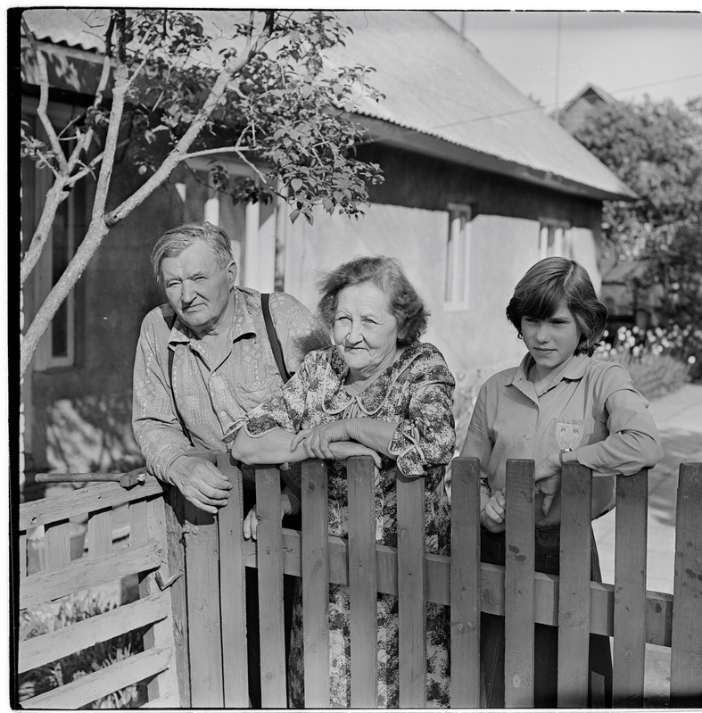 Vihula. Perekond Rom oma koduaias