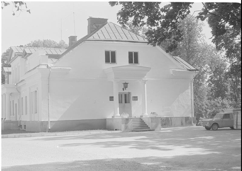 Vohnja. L. Pärna nimeline kolhoosi keskus