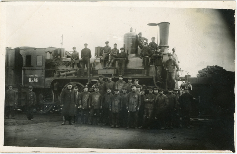Reisirongi auruvedur Nk 46 Tapa veduridepoo töötajatega, 1930. aastad.