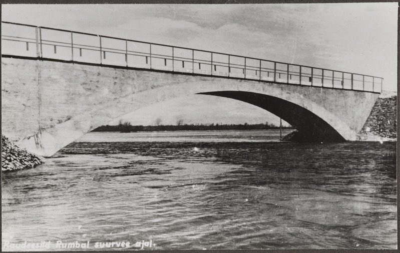 Pilte Eesti raudteedelt: Rumba raudteesild suurvee ajal, 1930. aastad