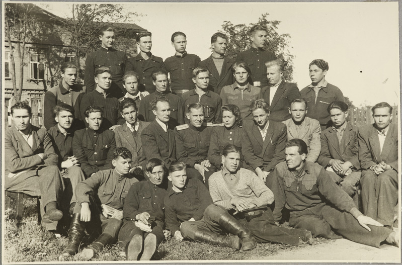 Tartu Raudtee Tehnikakool: rongikoostajate õppegrupi lõpetajad , 1949.