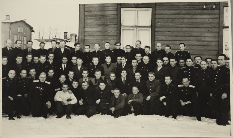 Tartu Raudtee Tehnikakool: tehnilisel konverentsil osalenud teemeistrite ja -brigadiride õppegrupid, jaanuar 1950.