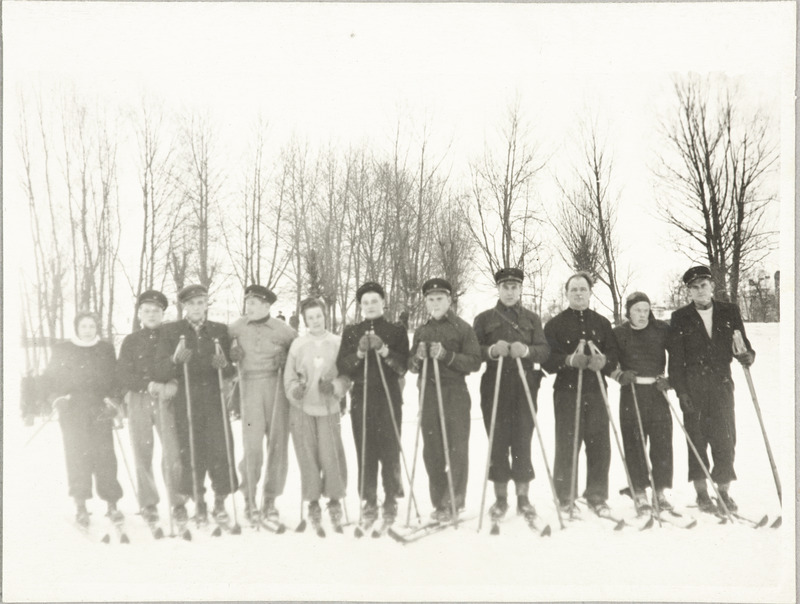 Tartu Raudtee Tehnikakool: suusameeskond, 1950.