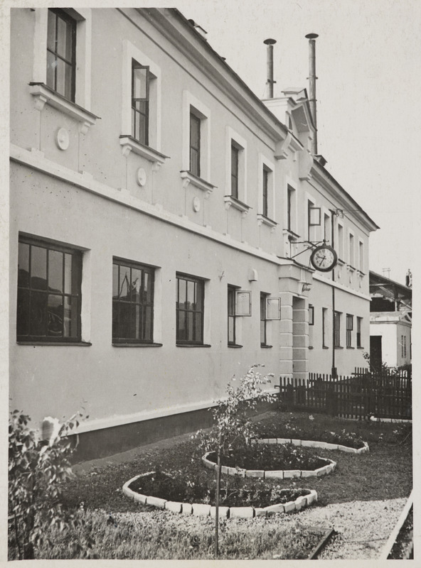 Tallinna vagunijaoskond: reisirongide tehnojärelevaatuse punkti hoone, 1950. aastad.