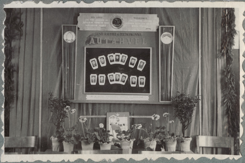 Tallinn-Väike teejaoskond: vaade jaoskonna autahvlile, 12. märts 1951.