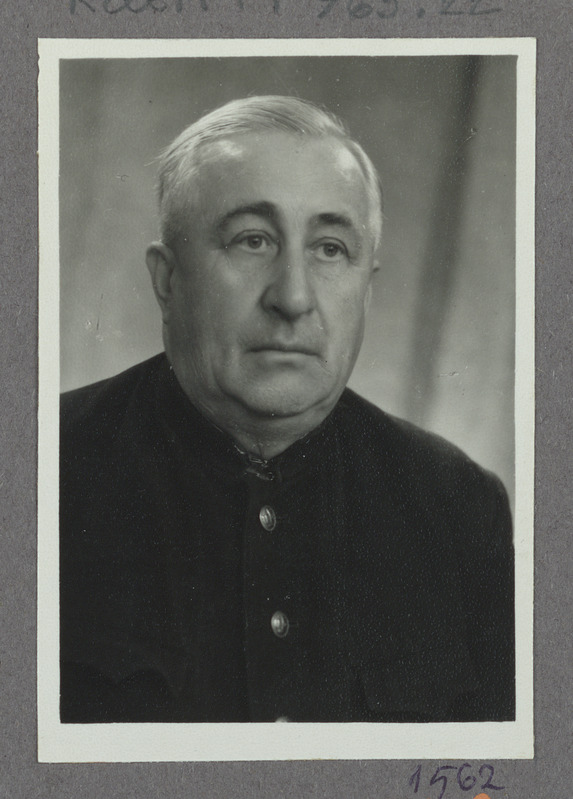 Eesti raudtee: Tallinna hoonete ja ehitiste jaoskonna krohvija G. Merilo, portreefoto, ca 1960