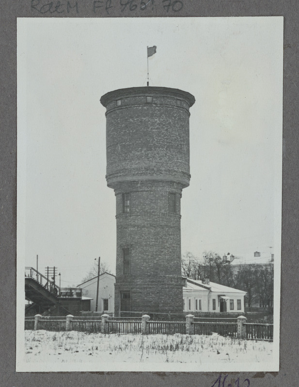 Eesti raudtee: veetorn Narva raudteejaamas, 1950. aastad