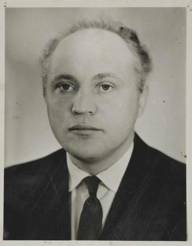 Tapa jaama auraamat: rongijuht Eduard Traks, portreefoto, 1960. aastad