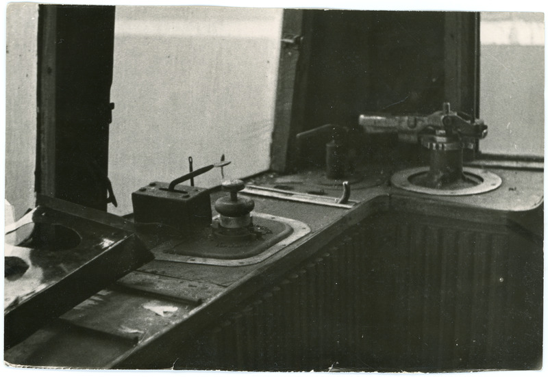 Mahakantud ja Valgas seisva elektrirongi EM167 juhikabiin, ca 1961