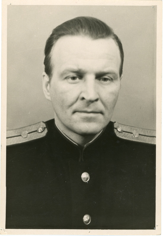 Rongidispetšer A. Merilo, 1940.-1950. aastad, portreefoto