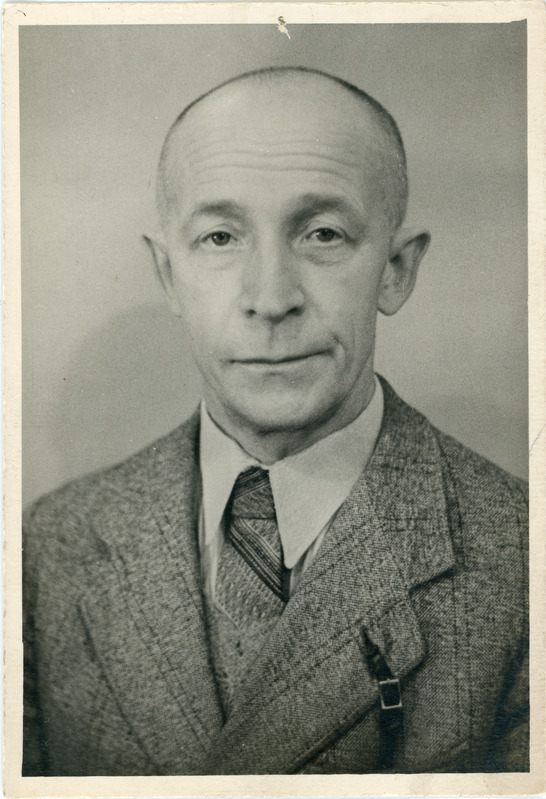 Eesti Raudtee finantsosakonna töötaja Säinas, 1940.-1950. aastad, portreefoto