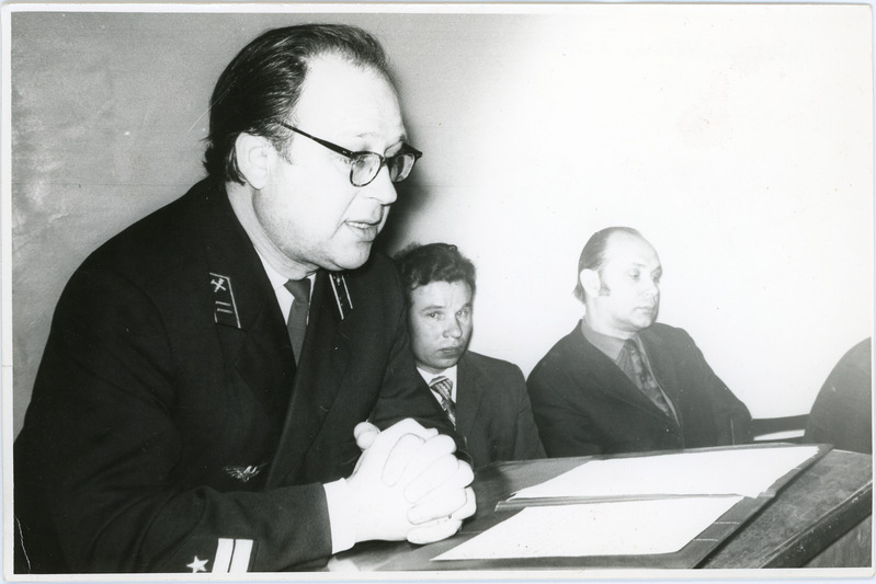 Eesti raudteekonna töötajate koosolek: kõnepuldis Vadim Kiritšenko, 1970. aastad