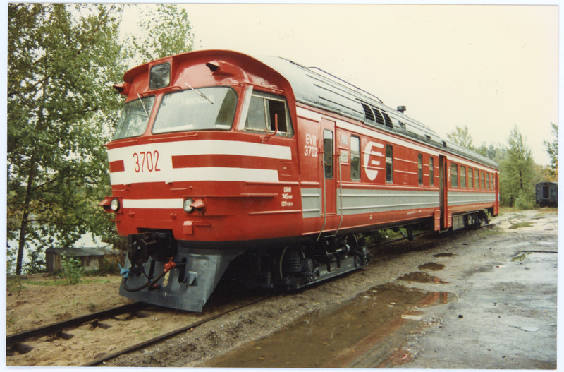 Balti Laevaremonditehases rekonstrueeritud diiselrongi mootoravgun 3702, 1994