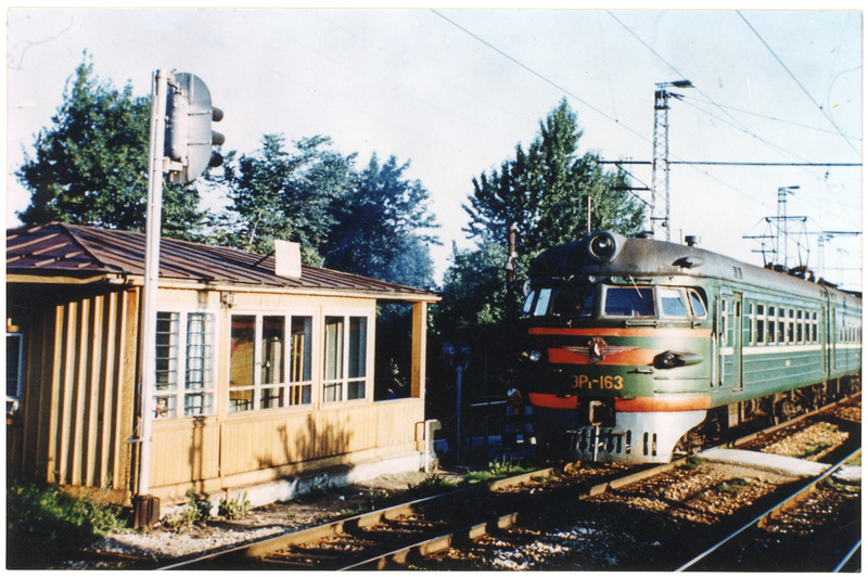 Elektrirongi ER1-163 Lillekülas augustis 1976, foto: Ilmar Adamson