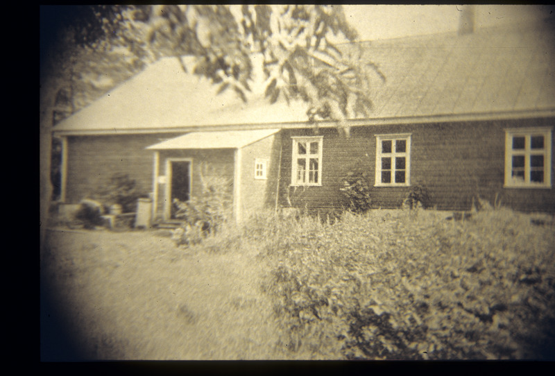 Slaidid Ruhnust ja ruhnlastest nr. 1, külaelu