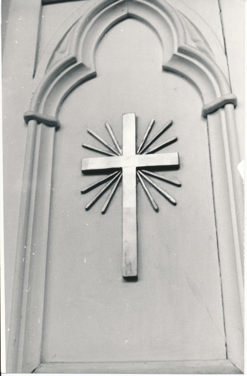 Rist - detail Ruhnu kivikirikus