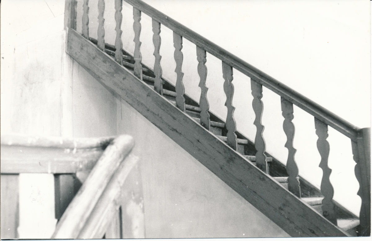 Trepp Ruhnu kivikirikus