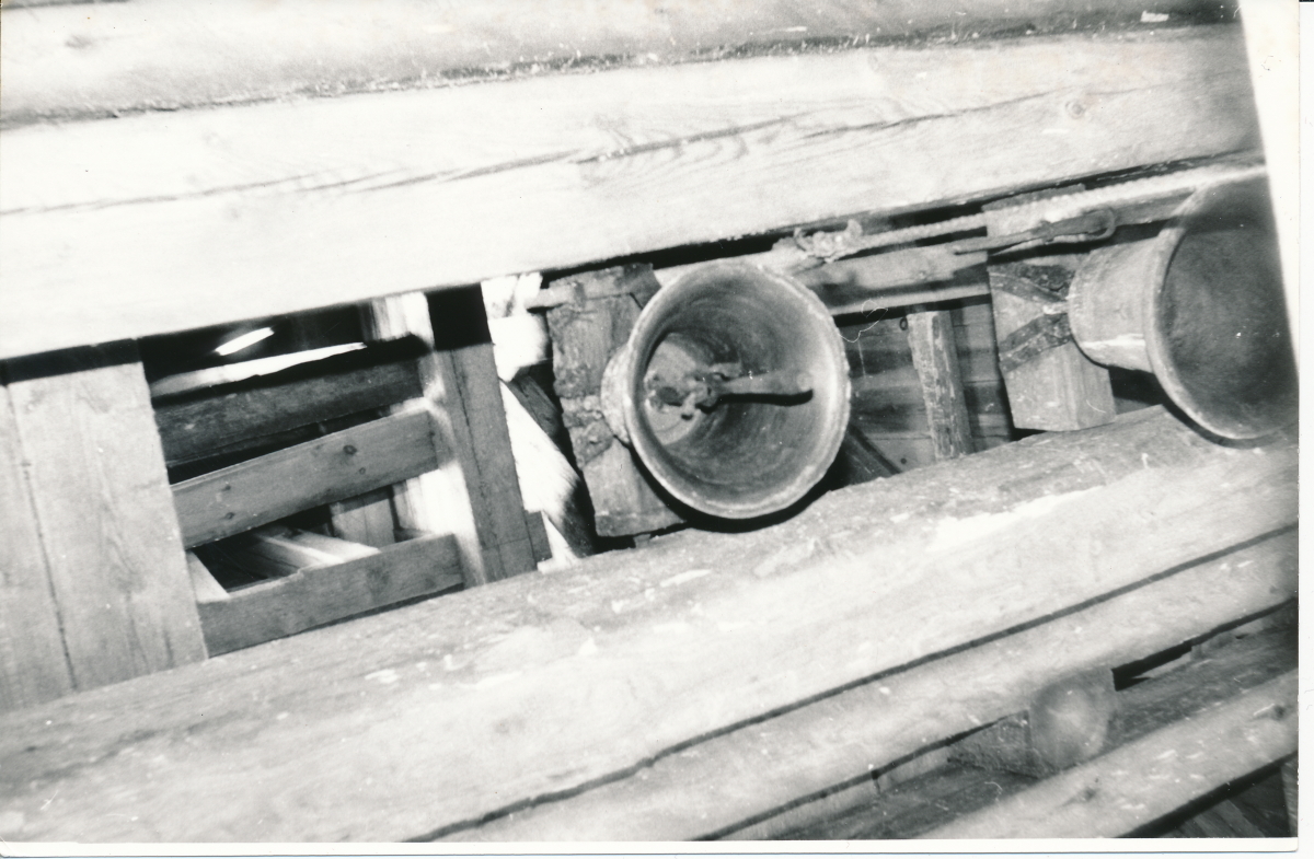 Kirikukellad - Ruhnu kivikirik