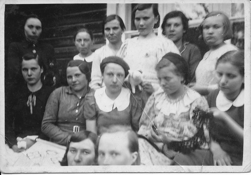 Kiriku juures mõisas