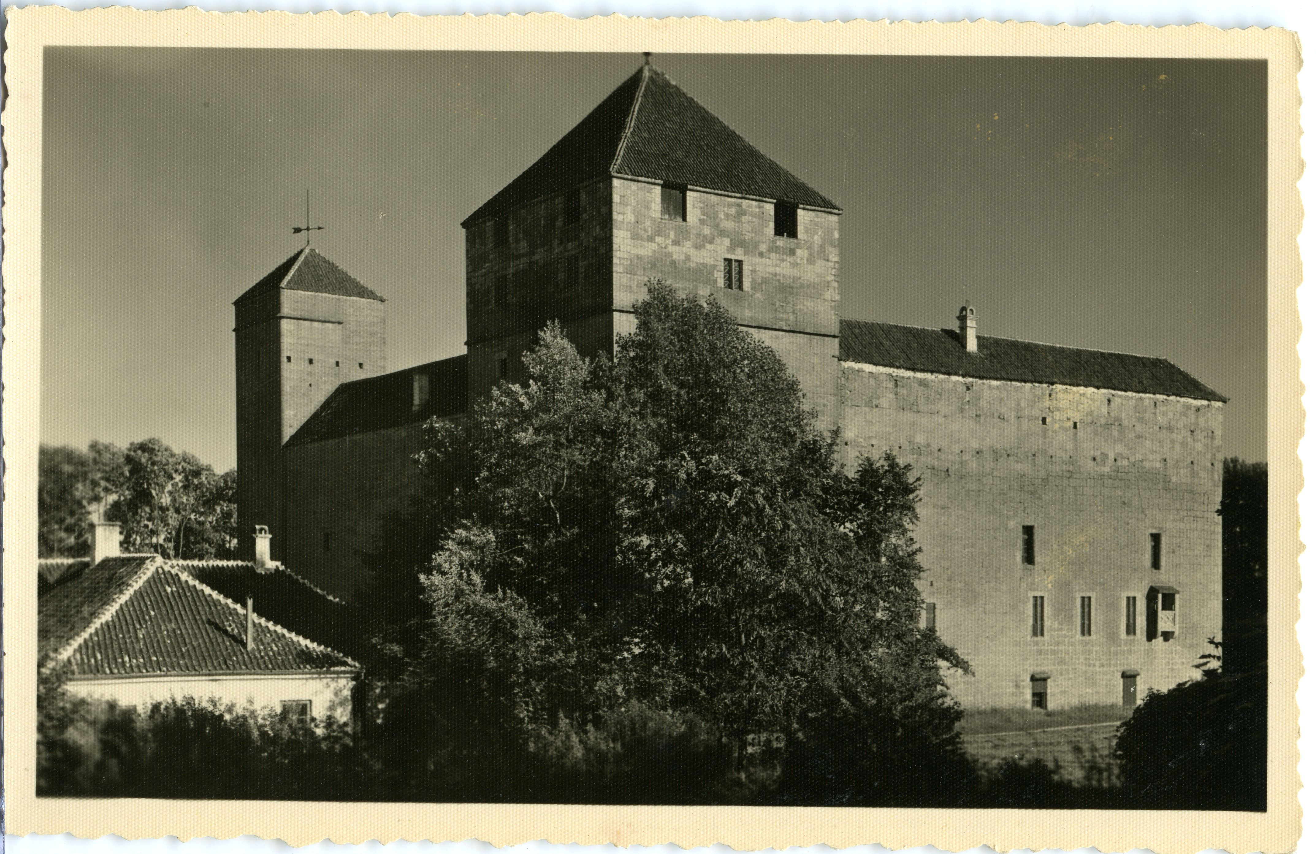 Kuressare linnus, vaade põhjast