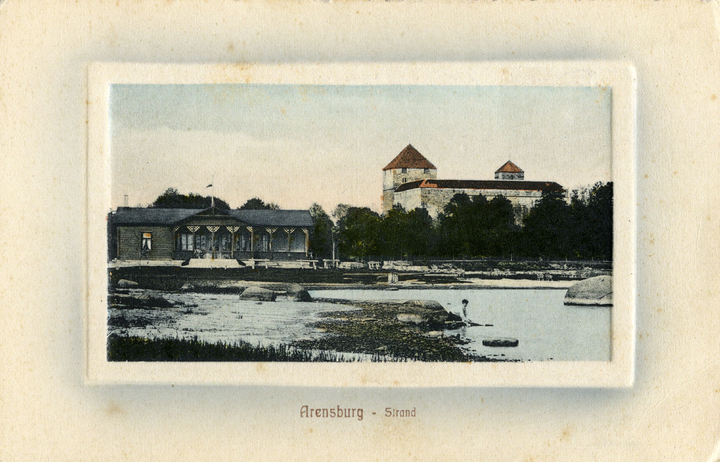 Joogipaviljon Kuressaare rannas