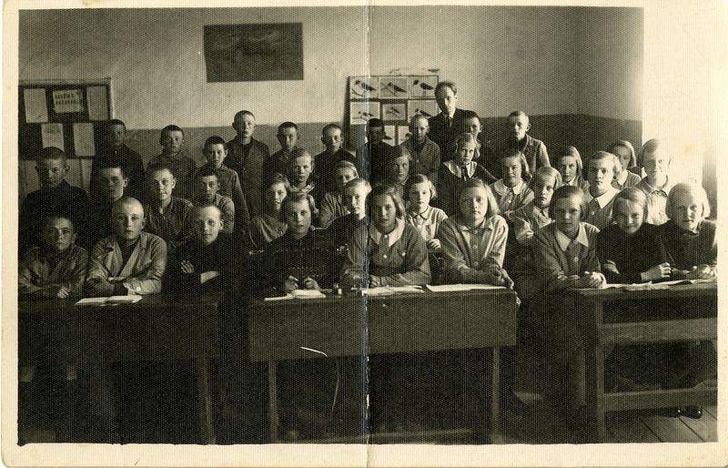 Kuressaare Algkooli V klassi õpilased tunnis 1938.a.