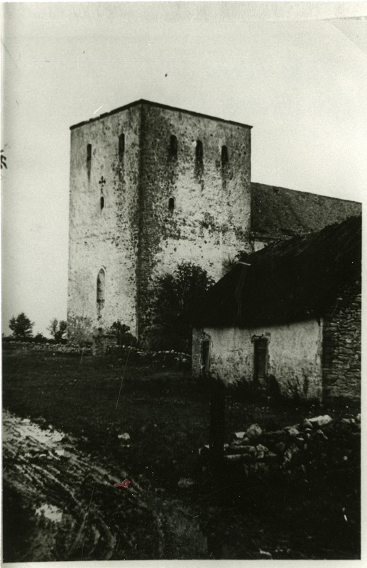Pöide kiriku torn