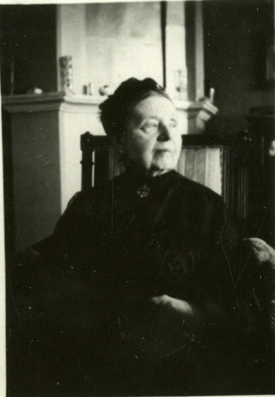 Katharina Karoline Emilie von Rehekampff: poolportree. 1910. a.-d.