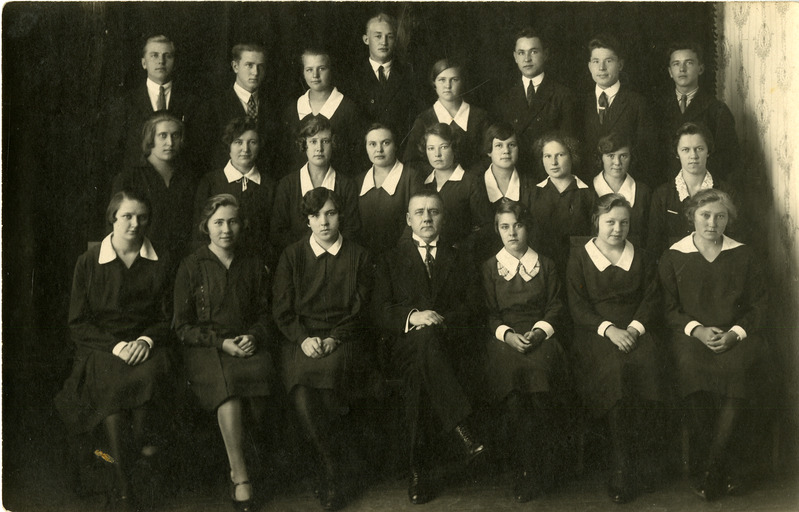 Saaremaa Ühisgümnaasiumi VI B klass