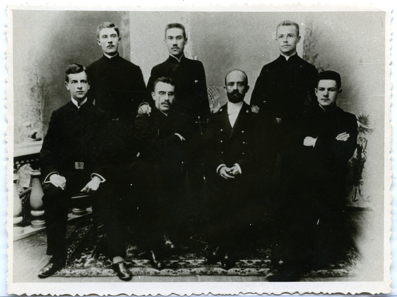 Kuressaare gümnaasiumi abituriendid 1902.a.
