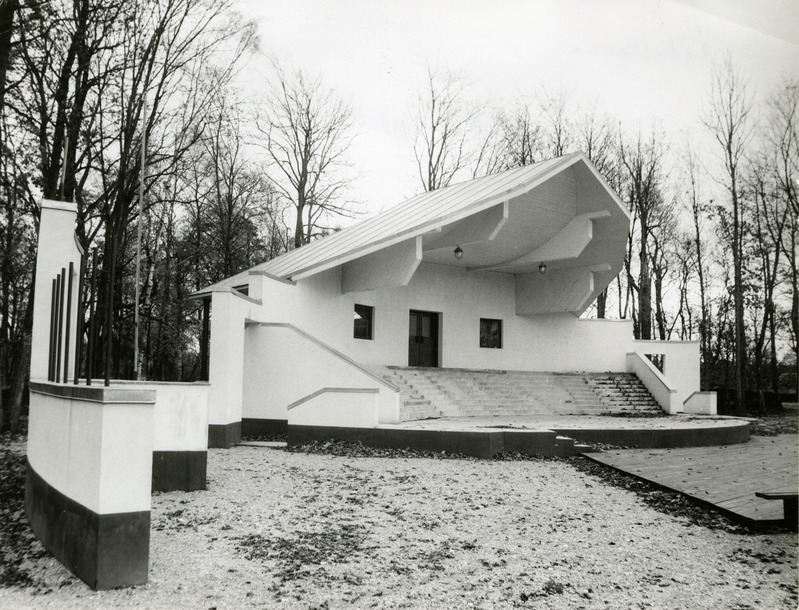 Uus laululava Kihelkonna alevikus