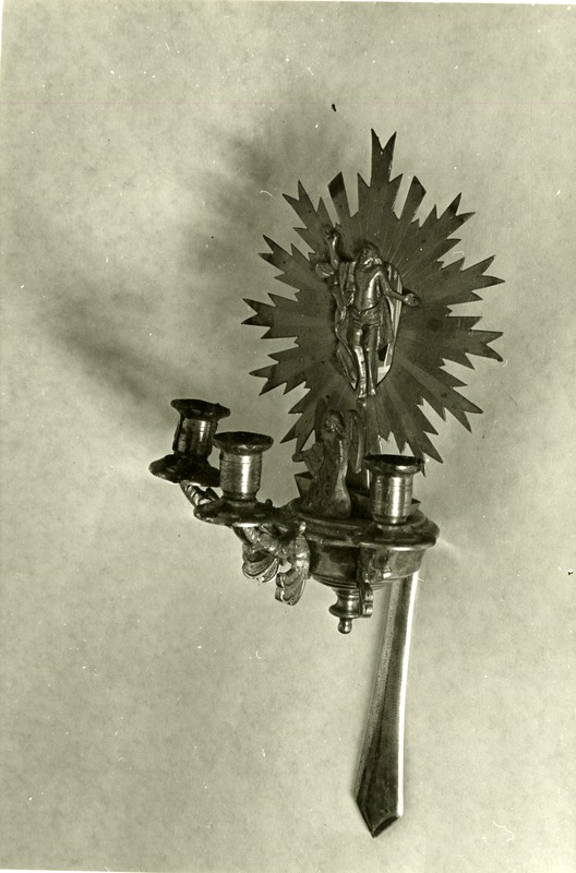 Tornimäe õigeusu kiriku küünlajalg