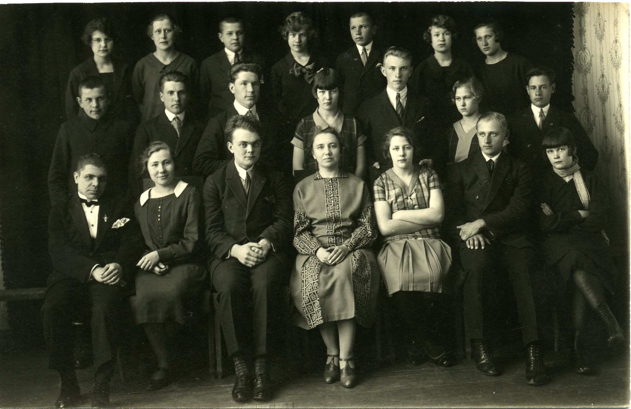 Saaremaa Ühisgümnaasiumi näitering