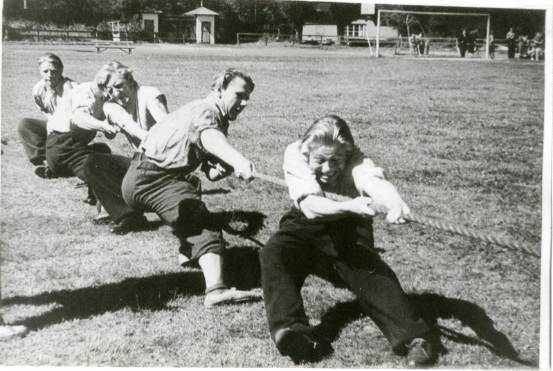 Kalurikolhooside spartakiaad Pärnus: Majaka kolhoosi köieveomeeskond