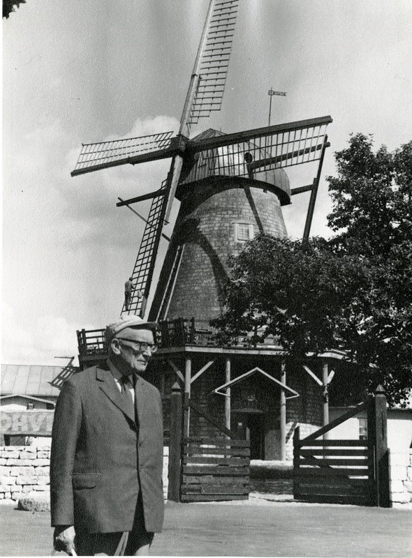 Joosep Aavik kohvik Veski juures