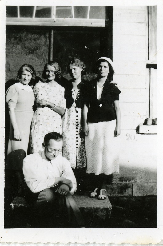 Seltskond Kuressaares Uus 20 trepil