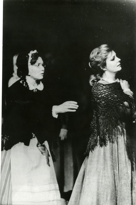 Leili Tammel Mary`na Richard Wagneri ooperis "Lendav Hollanlane". Paremal H. Raamat Senta osa.