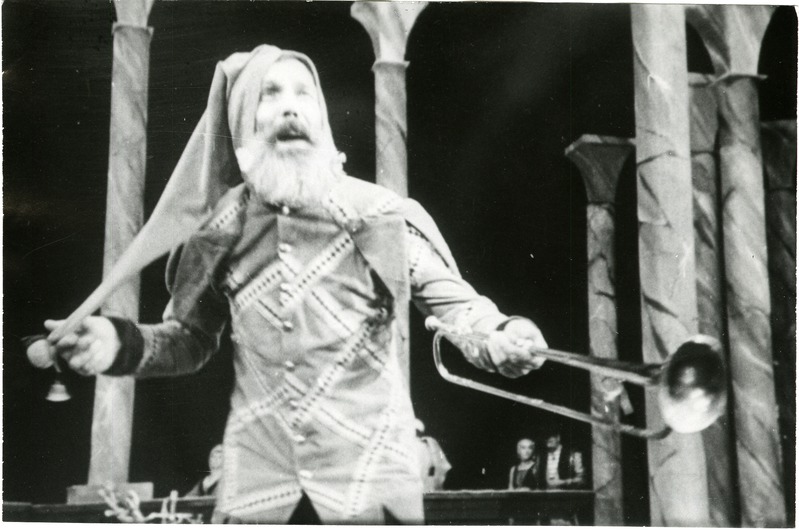 Evald Aavik Narri osas W. Shakespeare`i "Othellos", 1987. a.