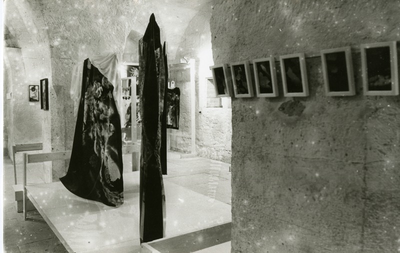 Kuressaare linnus: Marati kunstniku Maire Valdma tekstiilinäitus