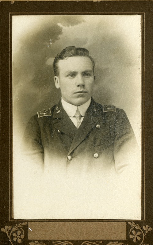 V. Lepik